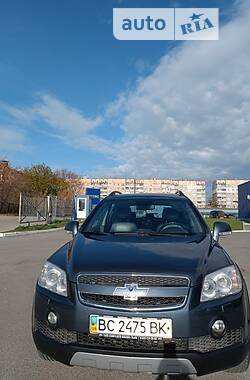 Позашляховик / Кросовер Chevrolet Captiva 2008 в Львові