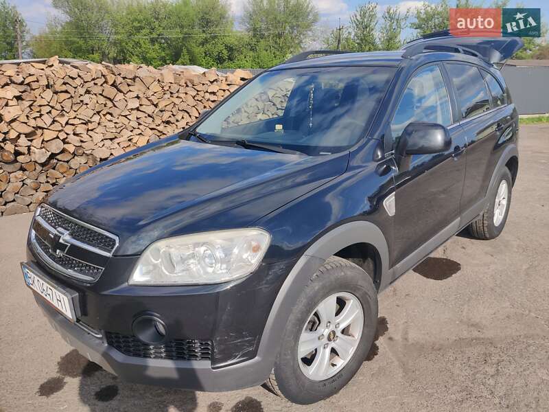 Внедорожник / Кроссовер Chevrolet Captiva 2009 в Демидовке