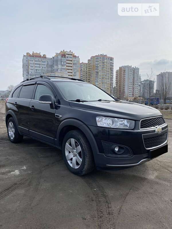 Позашляховик / Кросовер Chevrolet Captiva 2013 в Києві