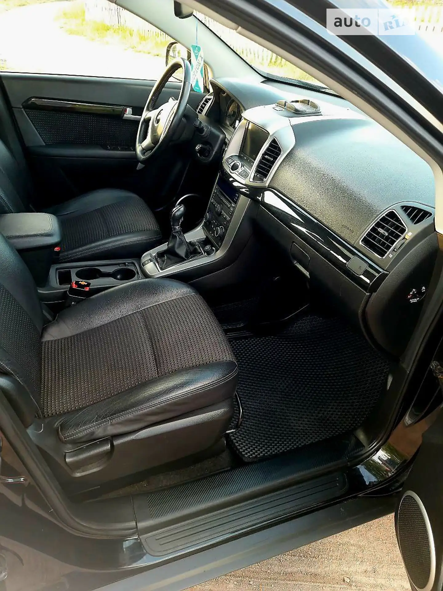 2012 Chevrolet Captiva - мініатюра 3