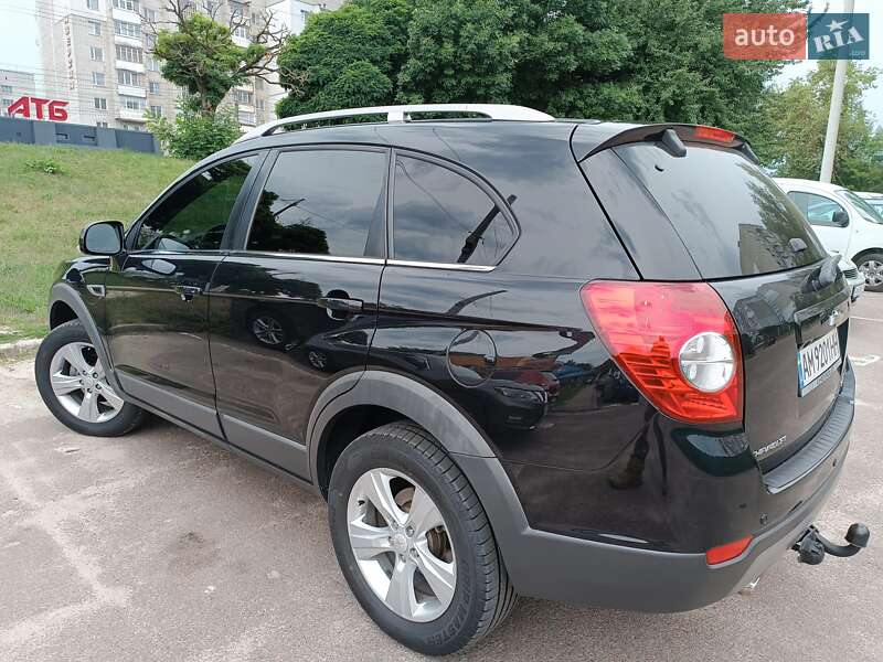 Внедорожник / Кроссовер Chevrolet Captiva 2012 в Житомире