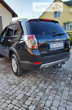 Внедорожник / Кроссовер Chevrolet Captiva 2011 в Ровно