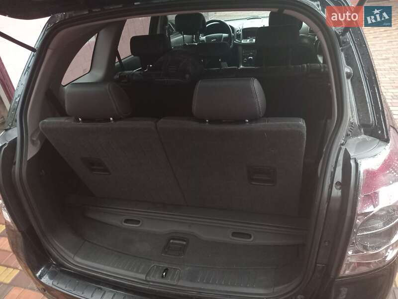 Внедорожник / Кроссовер Chevrolet Captiva 2011 в Царичанке