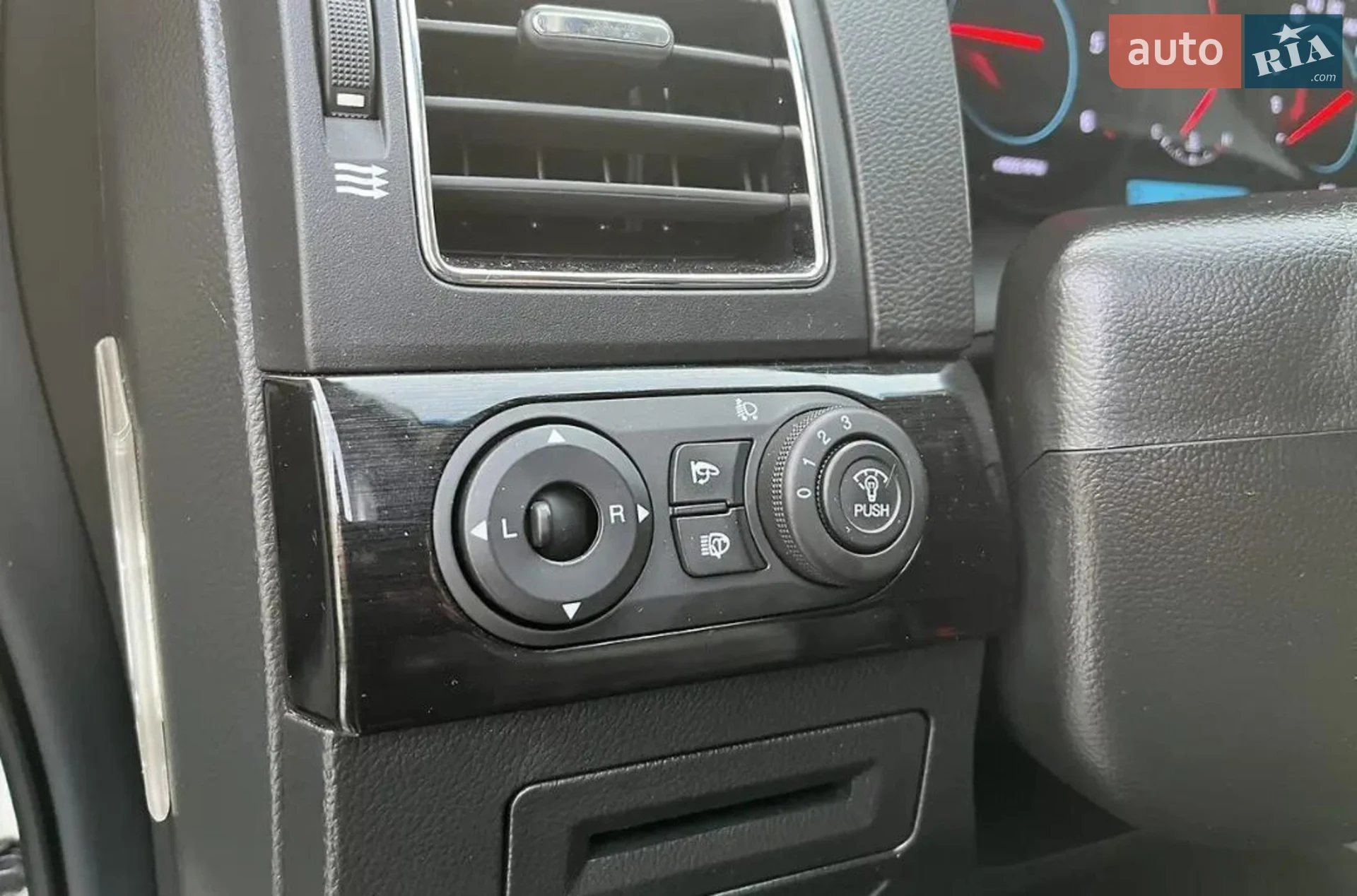 2012 Chevrolet Captiva - мініатюра 9