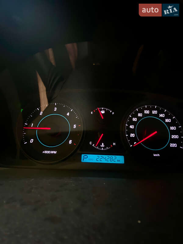 Позашляховик / Кросовер Chevrolet Captiva 2012 в Івано-Франківську