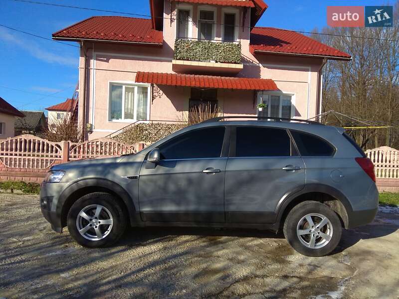 Внедорожник / Кроссовер Chevrolet Captiva 2011 в Ивано-Франковске