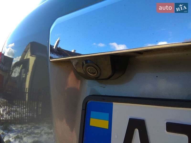 Внедорожник / Кроссовер Chevrolet Captiva 2011 в Ивано-Франковске