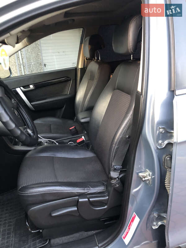 Внедорожник / Кроссовер Chevrolet Captiva 2012 в Ивано-Франковске