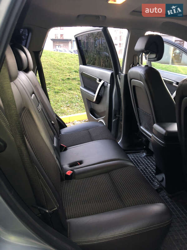 Внедорожник / Кроссовер Chevrolet Captiva 2012 в Ивано-Франковске