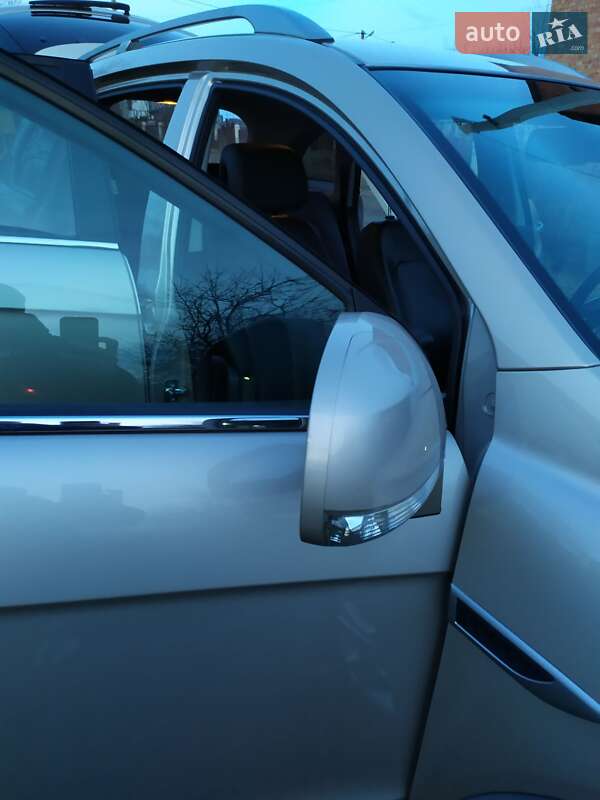 Позашляховик / Кросовер Chevrolet Captiva 2012 в Чернівцях