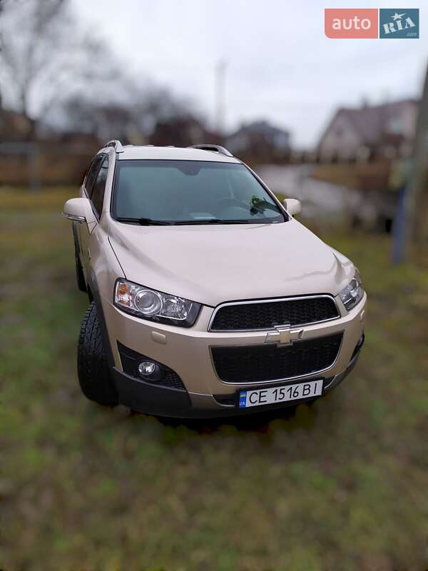 Позашляховик / Кросовер Chevrolet Captiva 2012 в Чернівцях