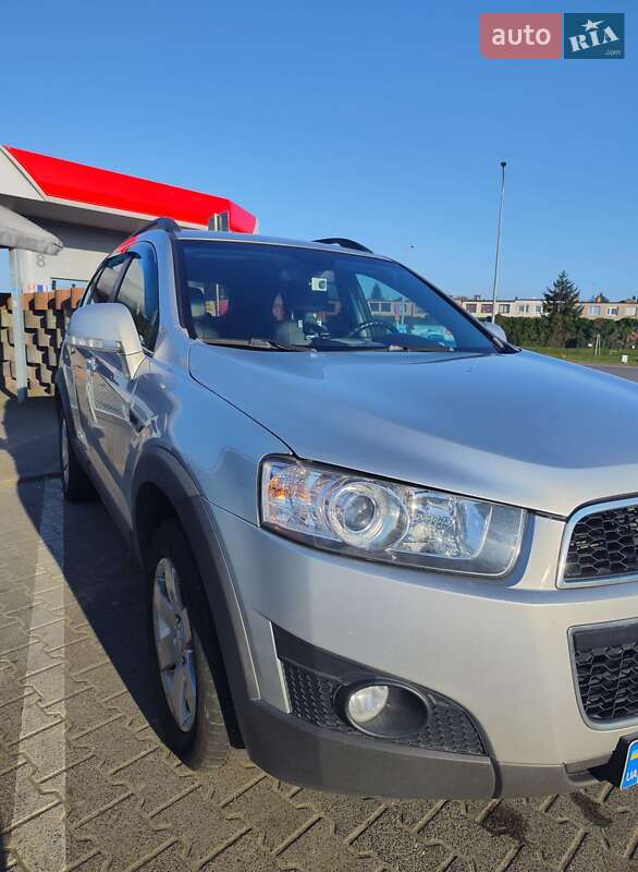 Внедорожник / Кроссовер Chevrolet Captiva 2011 в Виннице