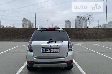Позашляховик / Кросовер Chevrolet Captiva 2011 в Києві