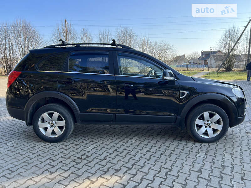 Внедорожник / Кроссовер Chevrolet Captiva 2009 в Луцке