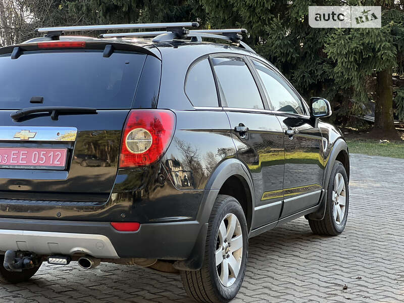 Внедорожник / Кроссовер Chevrolet Captiva 2009 в Луцке