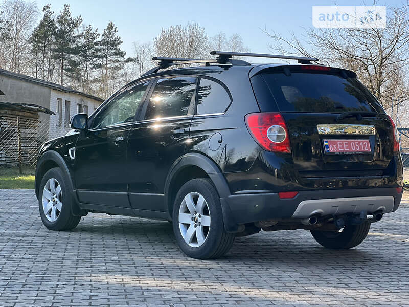Внедорожник / Кроссовер Chevrolet Captiva 2009 в Луцке