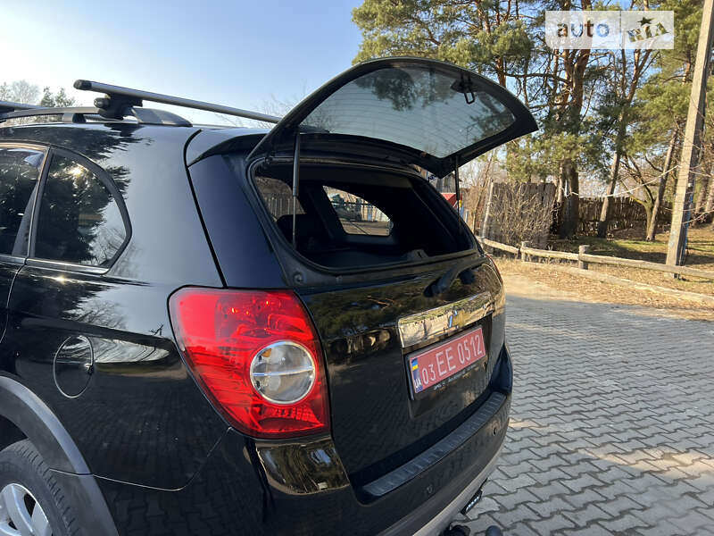 Внедорожник / Кроссовер Chevrolet Captiva 2009 в Луцке