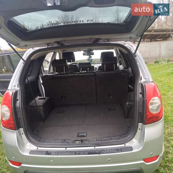 Внедорожник / Кроссовер Chevrolet Captiva 2008 в Хотине