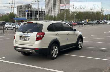 Позашляховик / Кросовер Chevrolet Captiva 2012 в Києві