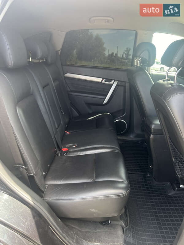 Позашляховик / Кросовер Chevrolet Captiva 2016 в Києві