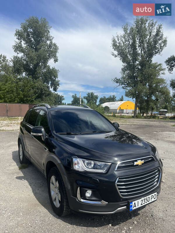 Позашляховик / Кросовер Chevrolet Captiva 2016 в Києві