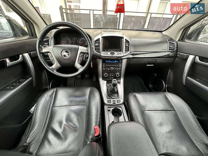 Внедорожник / Кроссовер Chevrolet Captiva 2011 в Хмельницком