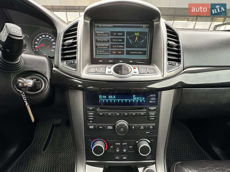 Внедорожник / Кроссовер Chevrolet Captiva 2011 в Хмельницком
