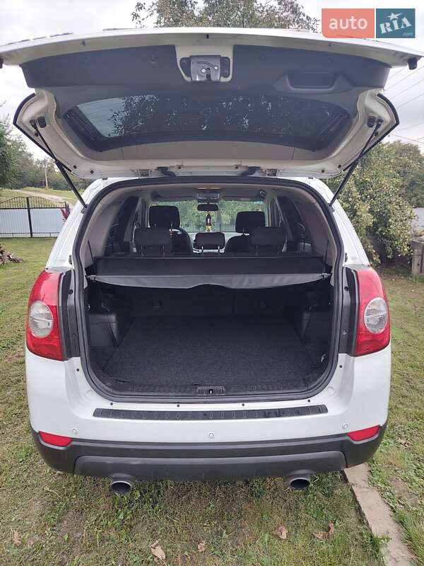 Позашляховик / Кросовер Chevrolet Captiva 2012 в Чернівцях фото 14 Позашляховик / Кросовер Chevrolet Captiva 2012 в Чернівцях