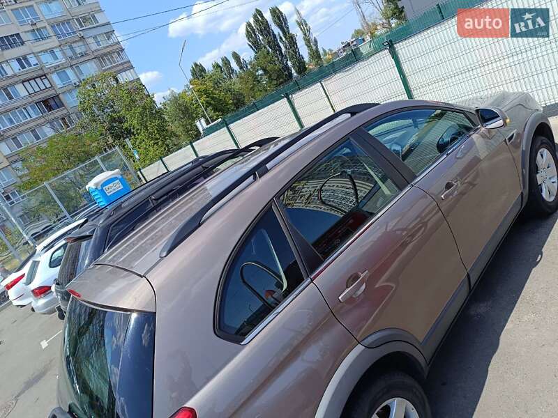 Внедорожник / Кроссовер Chevrolet Captiva 2015 в Киеве