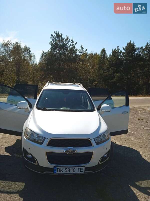 Внедорожник / Кроссовер Chevrolet Captiva 2013 в Заречном