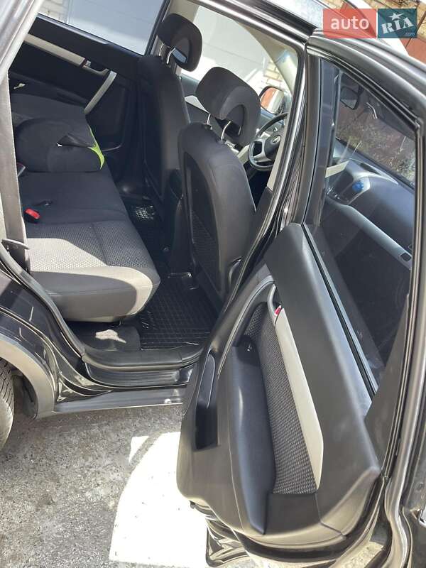 Позашляховик / Кросовер Chevrolet Captiva 2012 в Львові фото 4 Позашляховик / Кросовер Chevrolet Captiva 2012 в Львові