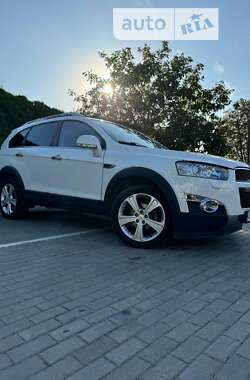 Внедорожник / Кроссовер Chevrolet Captiva 2011 в Луцке