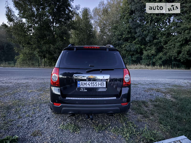 Позашляховик / Кросовер Chevrolet Captiva 2009 в Києві