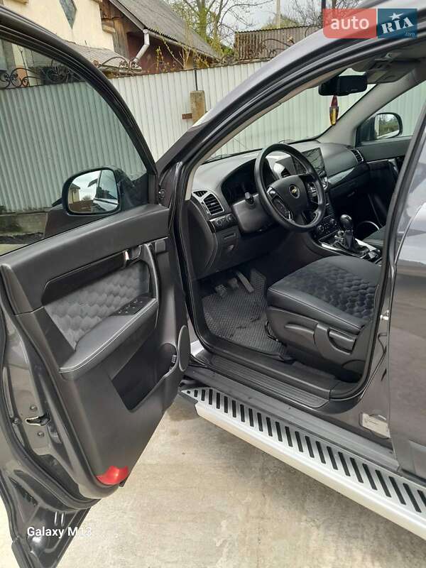 Внедорожник / Кроссовер Chevrolet Captiva 2013 в Черновцах