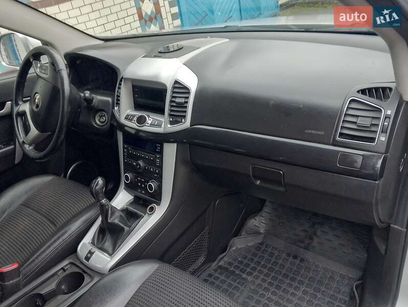 Внедорожник / Кроссовер Chevrolet Captiva 2011 в Борщеве