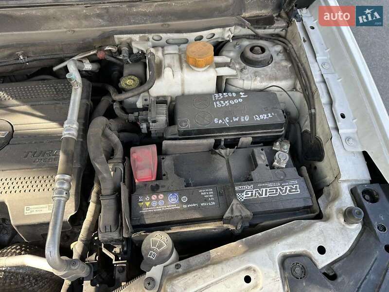 Внедорожник / Кроссовер Chevrolet Captiva 2012 в Кременчуге фото 11 Внедорожник / Кроссовер Chevrolet Captiva 2012 в Кременчуге