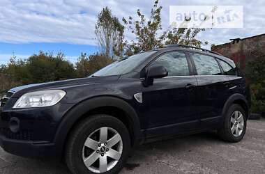 Позашляховик / Кросовер Chevrolet Captiva 2009 в Рівному