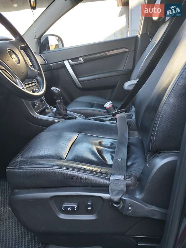 Позашляховик / Кросовер Chevrolet Captiva 2011 в Стрию