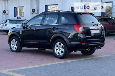 Внедорожник / Кроссовер Chevrolet Captiva 2010 в Ровно