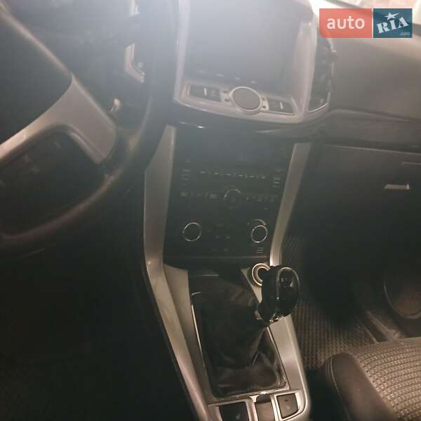 Внедорожник / Кроссовер Chevrolet Captiva 2011 в Сокале