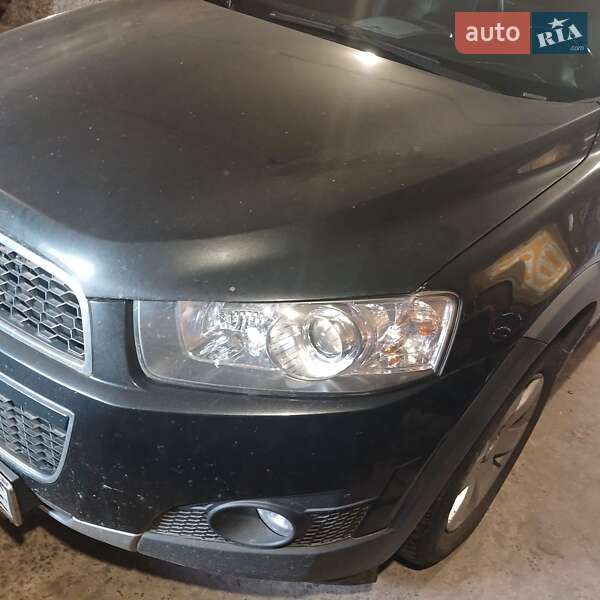 Внедорожник / Кроссовер Chevrolet Captiva 2011 в Сокале