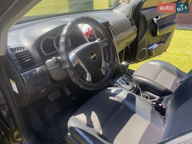 Позашляховик / Кросовер Chevrolet Captiva 2006 в Тячеві фото 7 Позашляховик / Кросовер Chevrolet Captiva 2006 в Тячеві