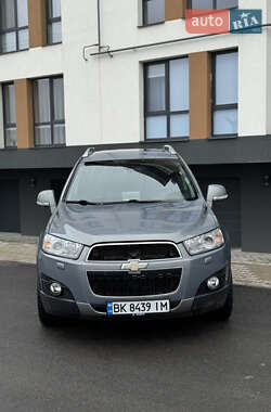 Позашляховик / Кросовер Chevrolet Captiva 2011 в Рівному