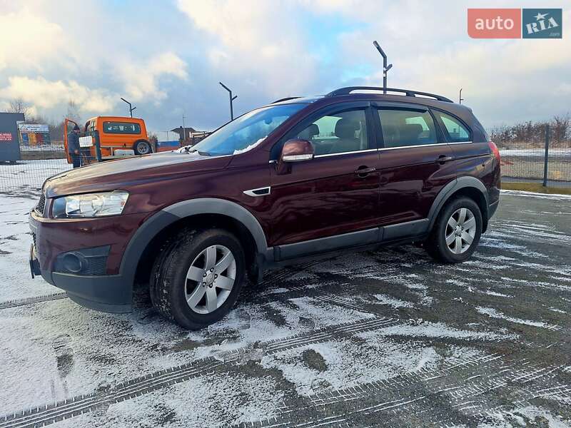 Позашляховик / Кросовер Chevrolet Captiva 2012 в Рівному