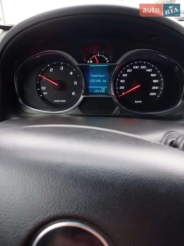 Позашляховик / Кросовер Chevrolet Captiva 2013 в Львові