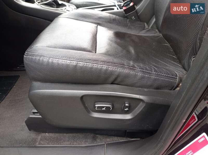 Позашляховик / Кросовер Chevrolet Captiva 2013 в Львові