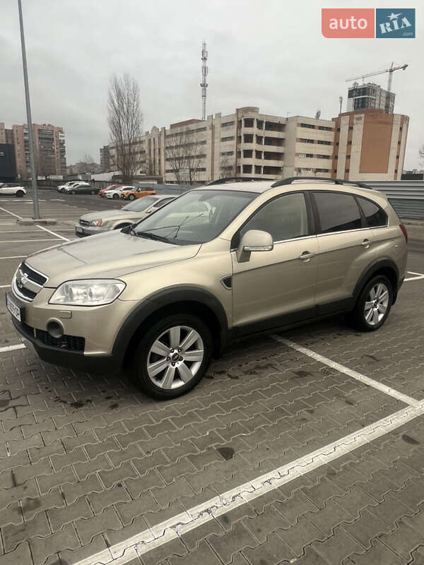 Внедорожник / Кроссовер Chevrolet Captiva 2007 в Киеве