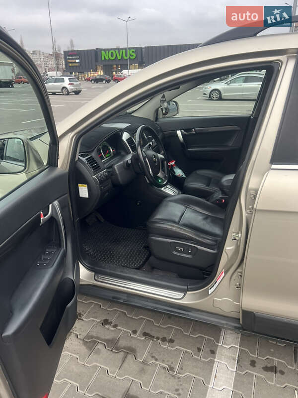 Внедорожник / Кроссовер Chevrolet Captiva 2007 в Киеве