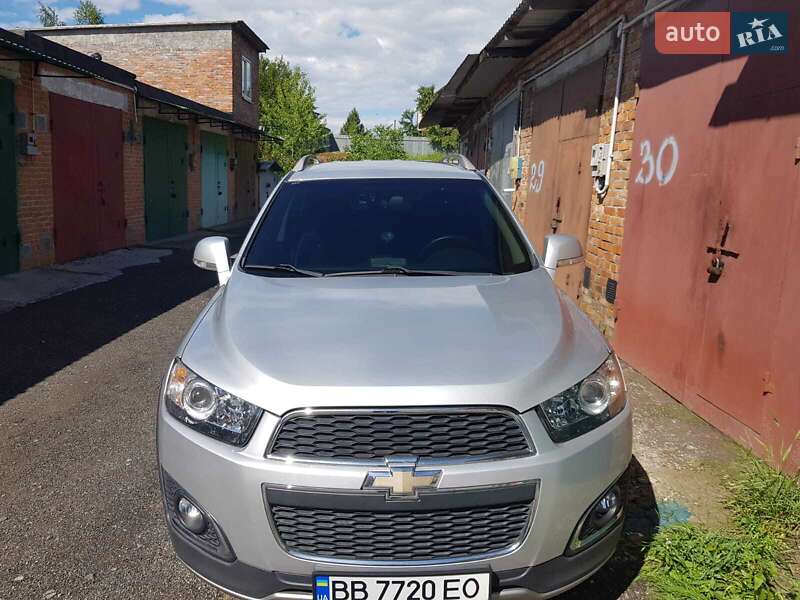 Внедорожник / Кроссовер Chevrolet Captiva 2015 в Хмельницком