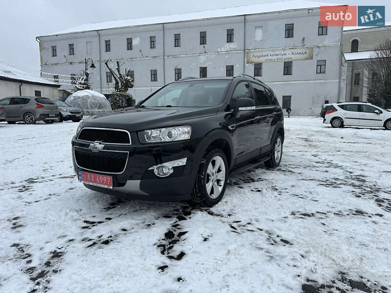 Позашляховик / Кросовер Chevrolet Captiva 2012 в Луцьку